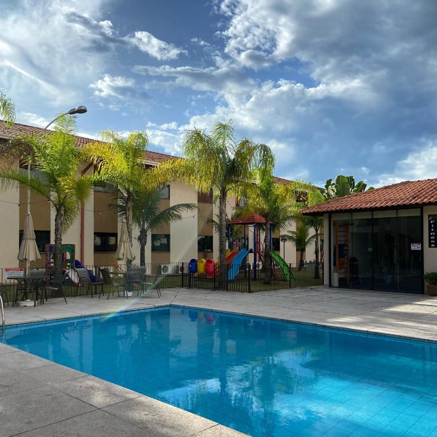 Cegil Hotel Boulevard Resende Luaran gambar