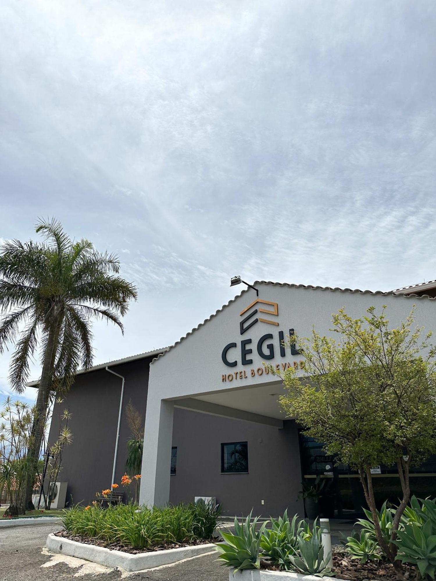 Cegil Hotel Boulevard Resende Luaran gambar