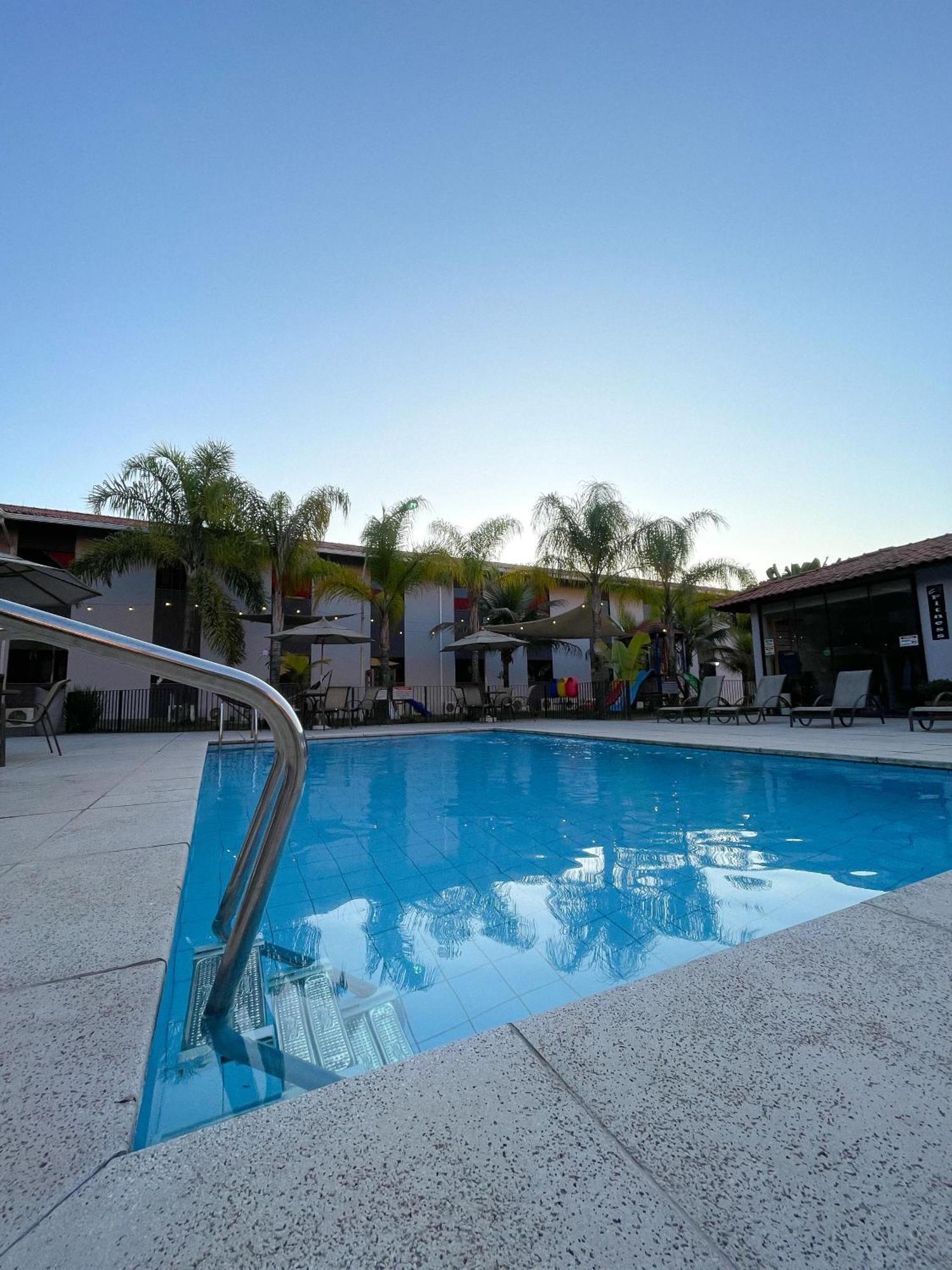 Cegil Hotel Boulevard Resende Luaran gambar