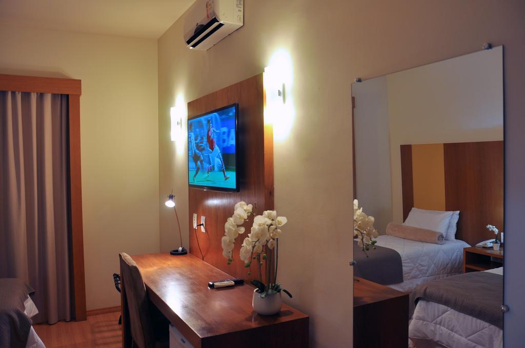 Cegil Hotel Boulevard Resende Luaran gambar