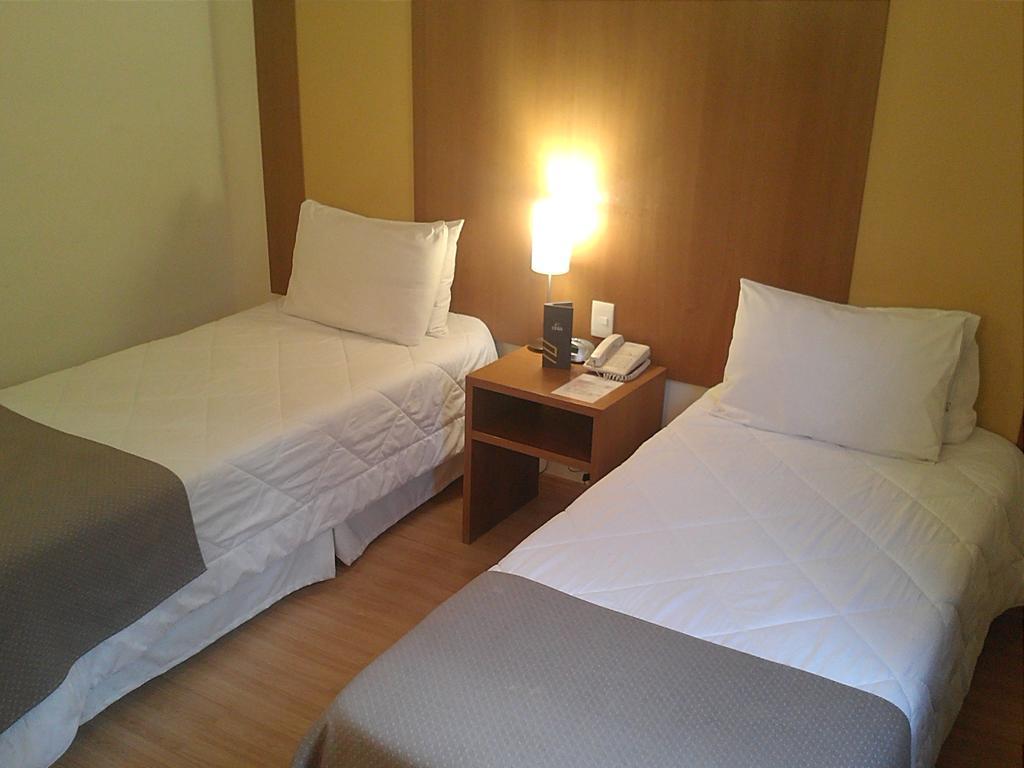 Cegil Hotel Boulevard Resende Luaran gambar